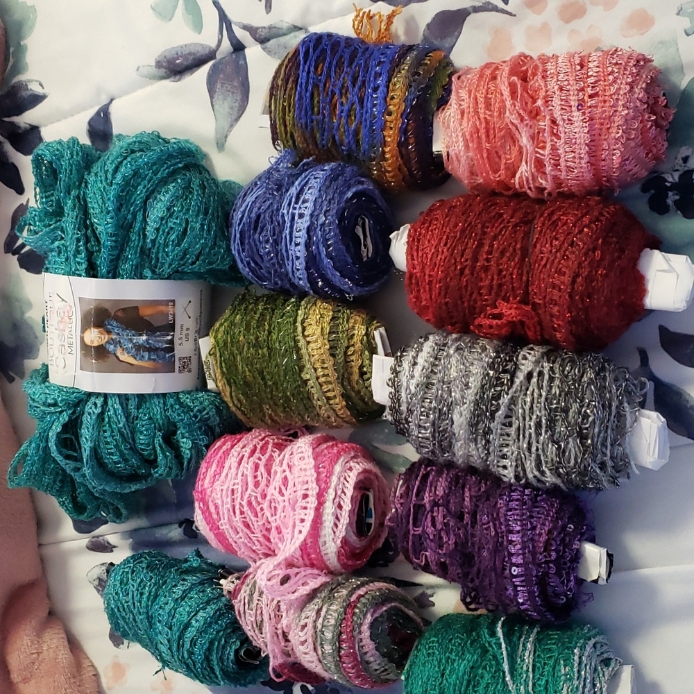 Boutique Sashay metalic yarn